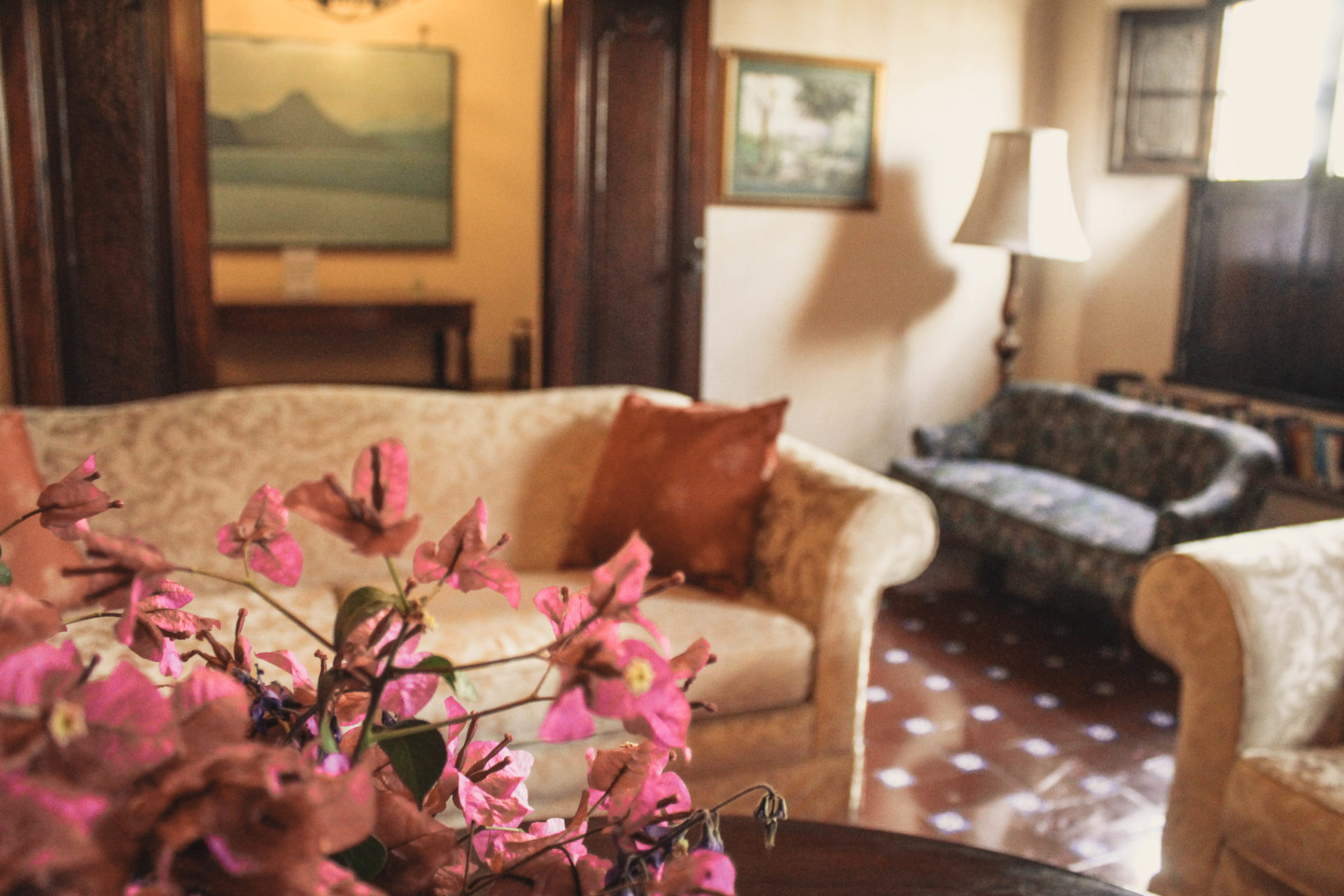 Casa Carmel colonial living room